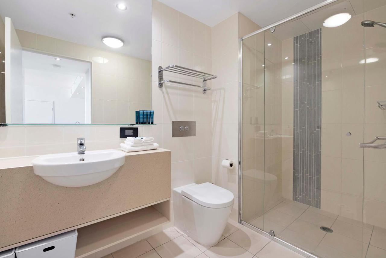Apartment Elston Surfers Paradise - Self Contained, Privately Managed *