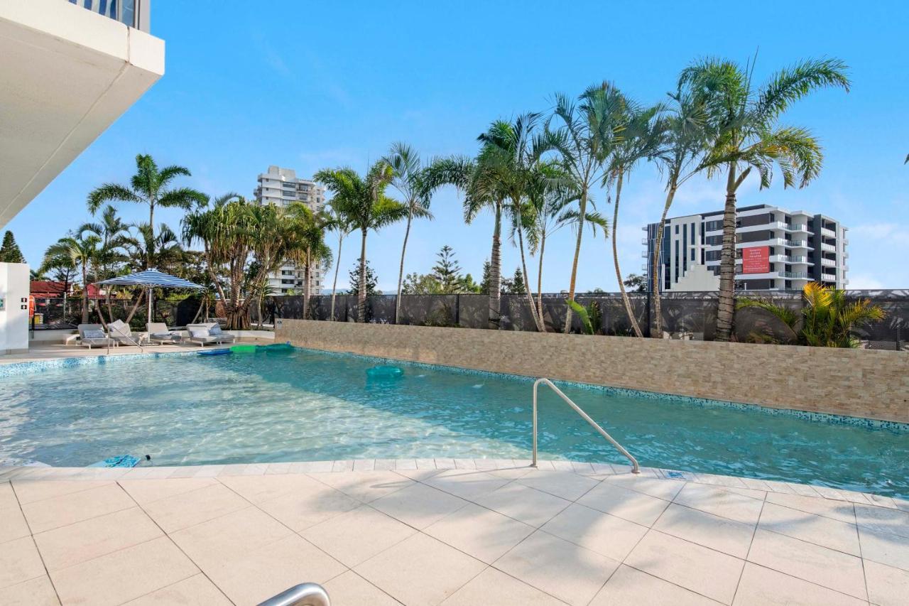 Elston Surfers Paradise - Self Contained, Privately Managed