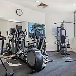 Elston Surfers Paradise - Self Contained, Privately Managed Apartments
