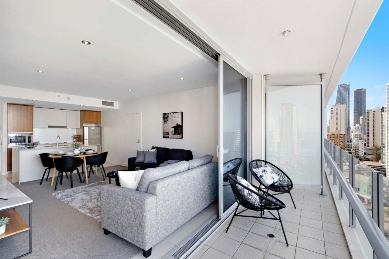 Elston Surfers Paradise - Self Contained, Privately Managed Apartment *
